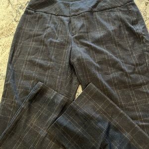 Elle size 10 gray and brown striped trousers. Worn sparingly. Great condition!
